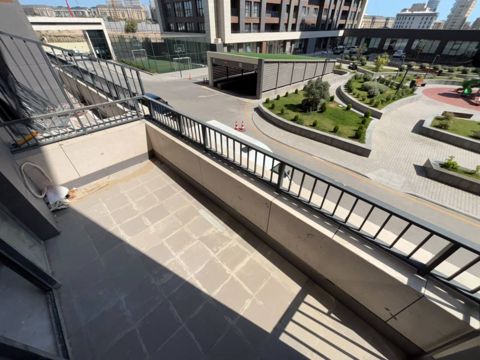 Satılır 3 otaqlı yeni tikili 170 m² — Bakı