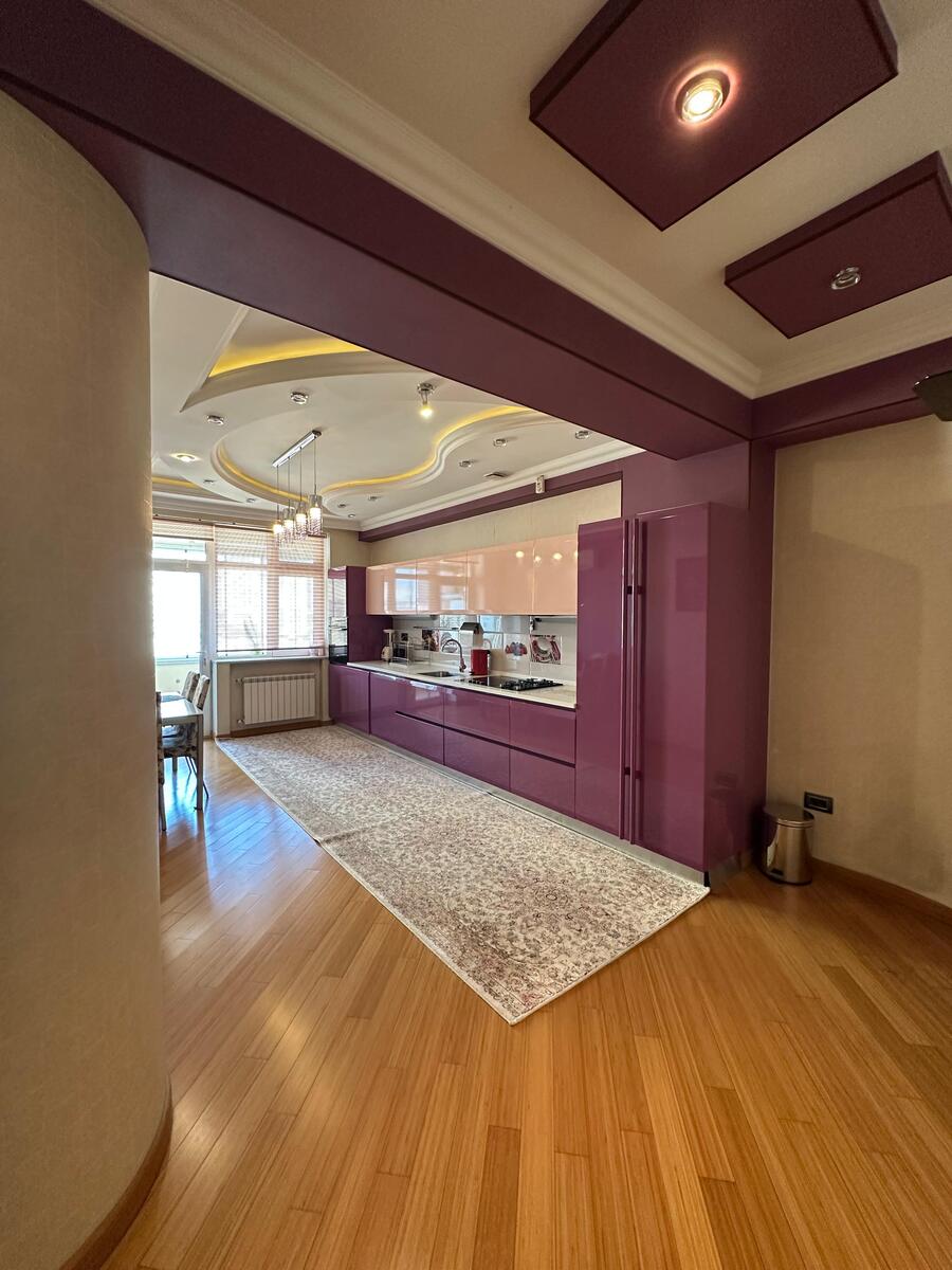Satılır 4 otaqlı yeni tikili 185 m² — Mənzil, Bakı (10)