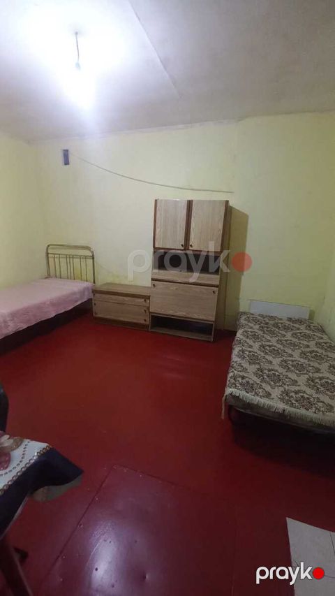 Satılır 1 otaqlı köhnə tikili 14 m²