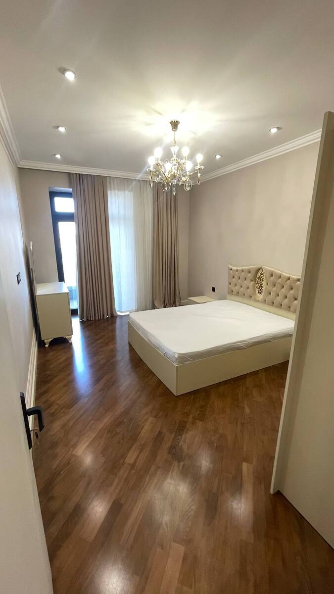 İcarəyə verilir 3 otaqlı yeni tikili 148 m² — Mənzil, Bakı (7)