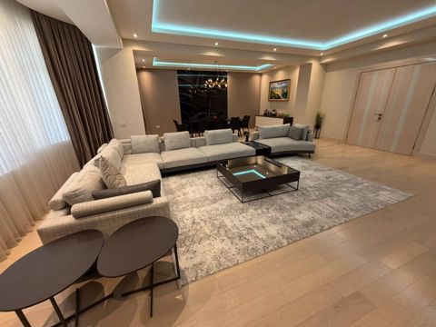 5-otaqlı yeni tikili, 28 may m., 350 m² — Bakı