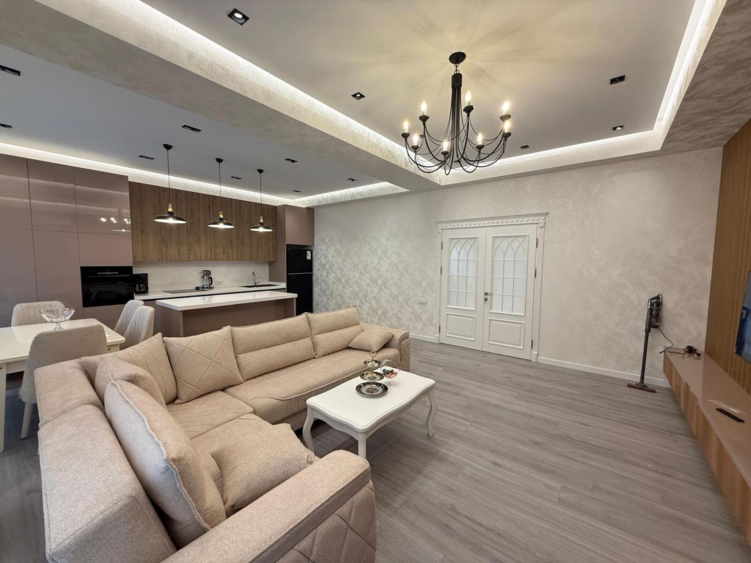İcarəyə verilir 4 otaqlı yeni tikili 165 m² — Mənzil, Bakı (9)