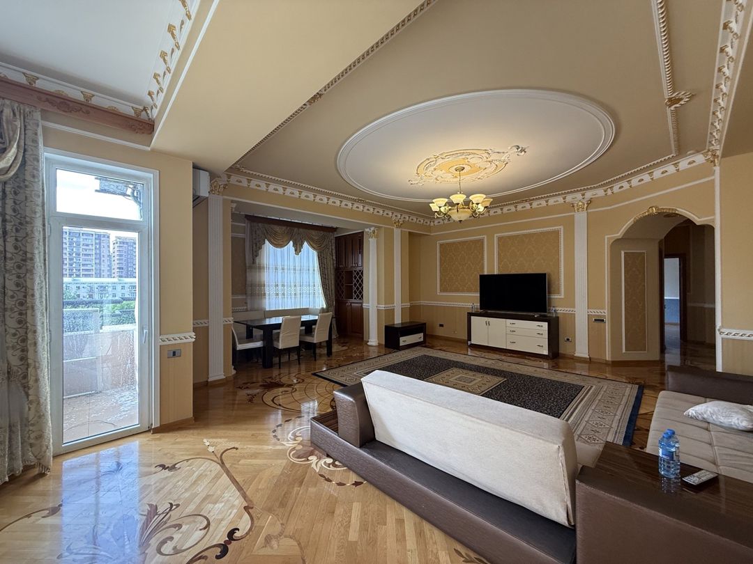 Satılır 4 otaqlı yeni tikili 240 m² — Mənzil, Bakı (5)