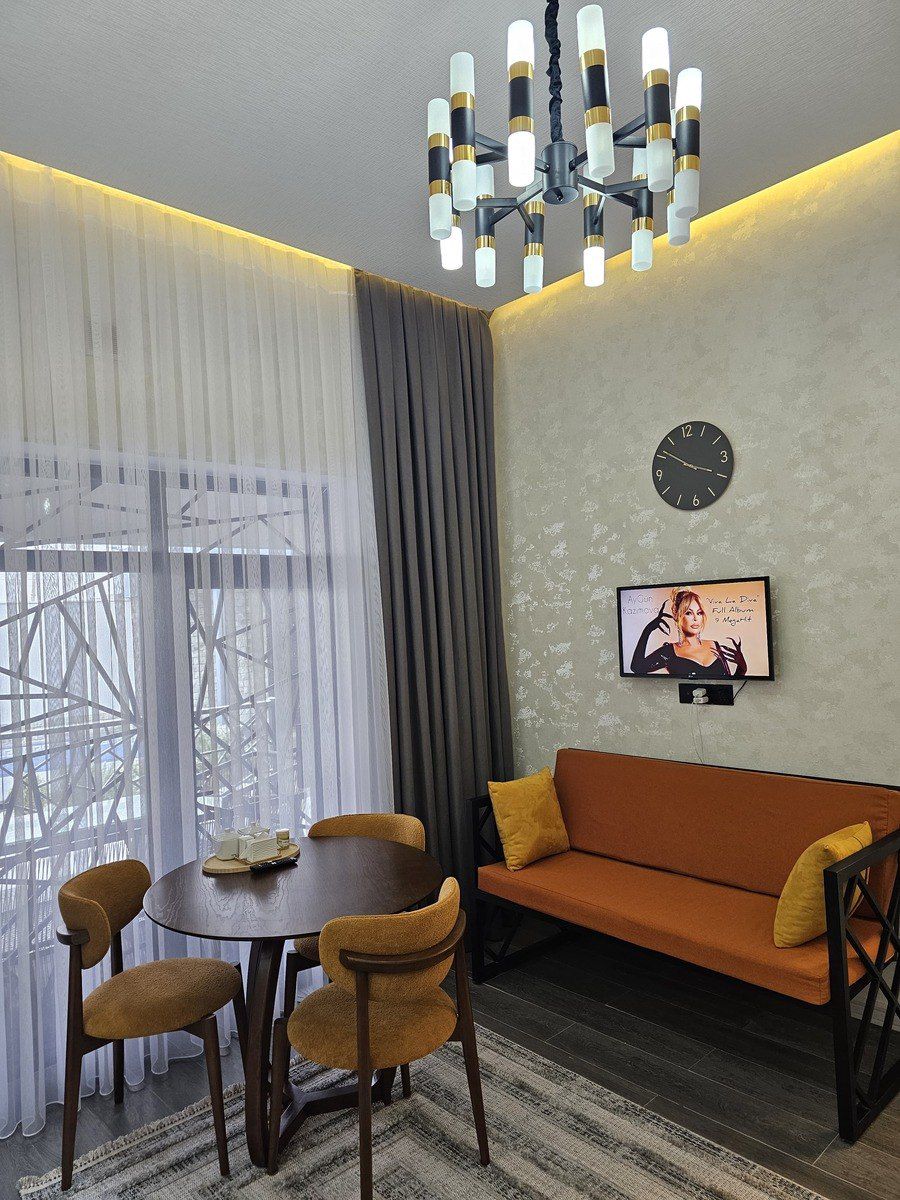 İcarəyə verilir 4 otaqlı həyət evi/bağ evi 280 m² — Ev, villa, Bakı (11)