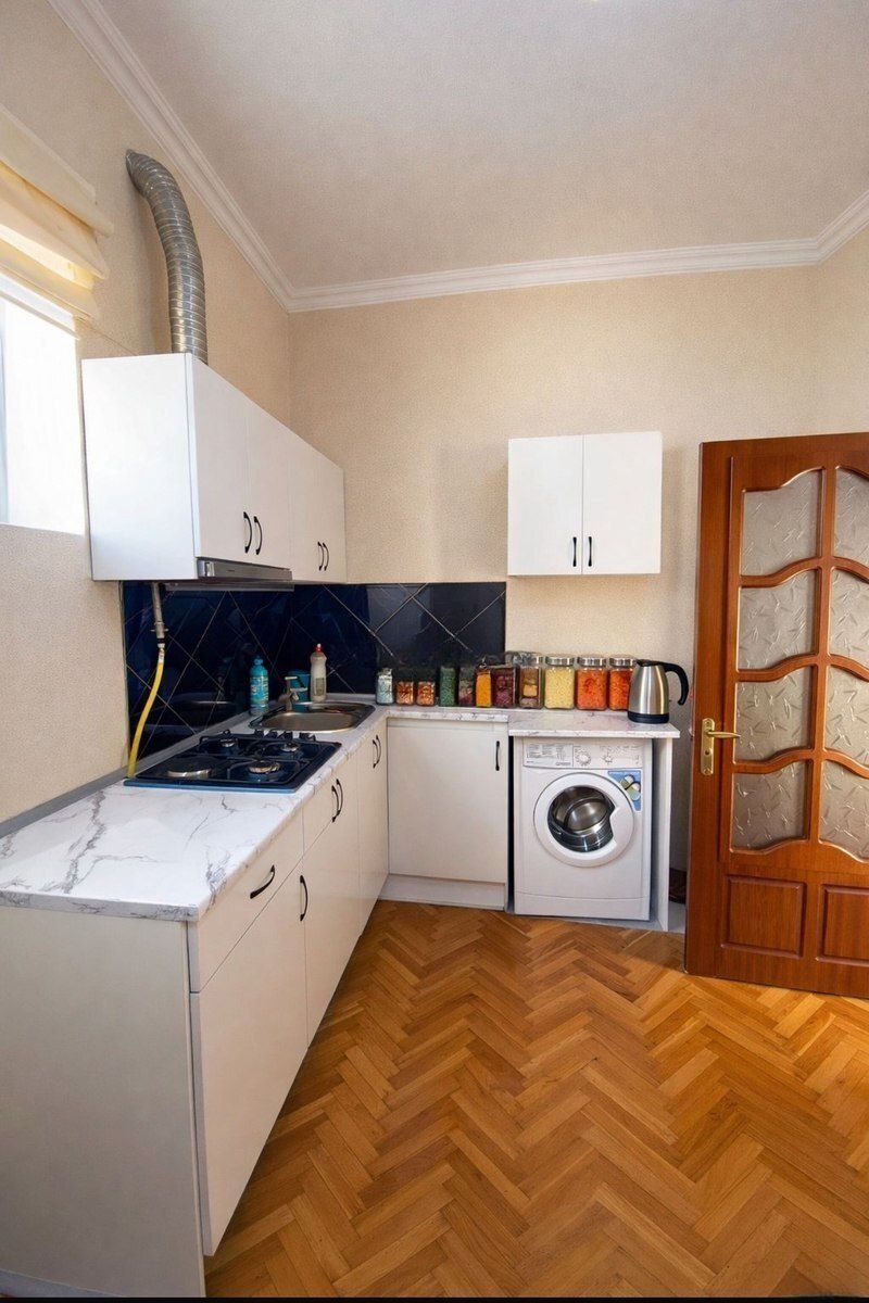 İcarəyə verilir 3 otaqlı köhnə tikili 100 m² — Mənzil, Bakı (5)