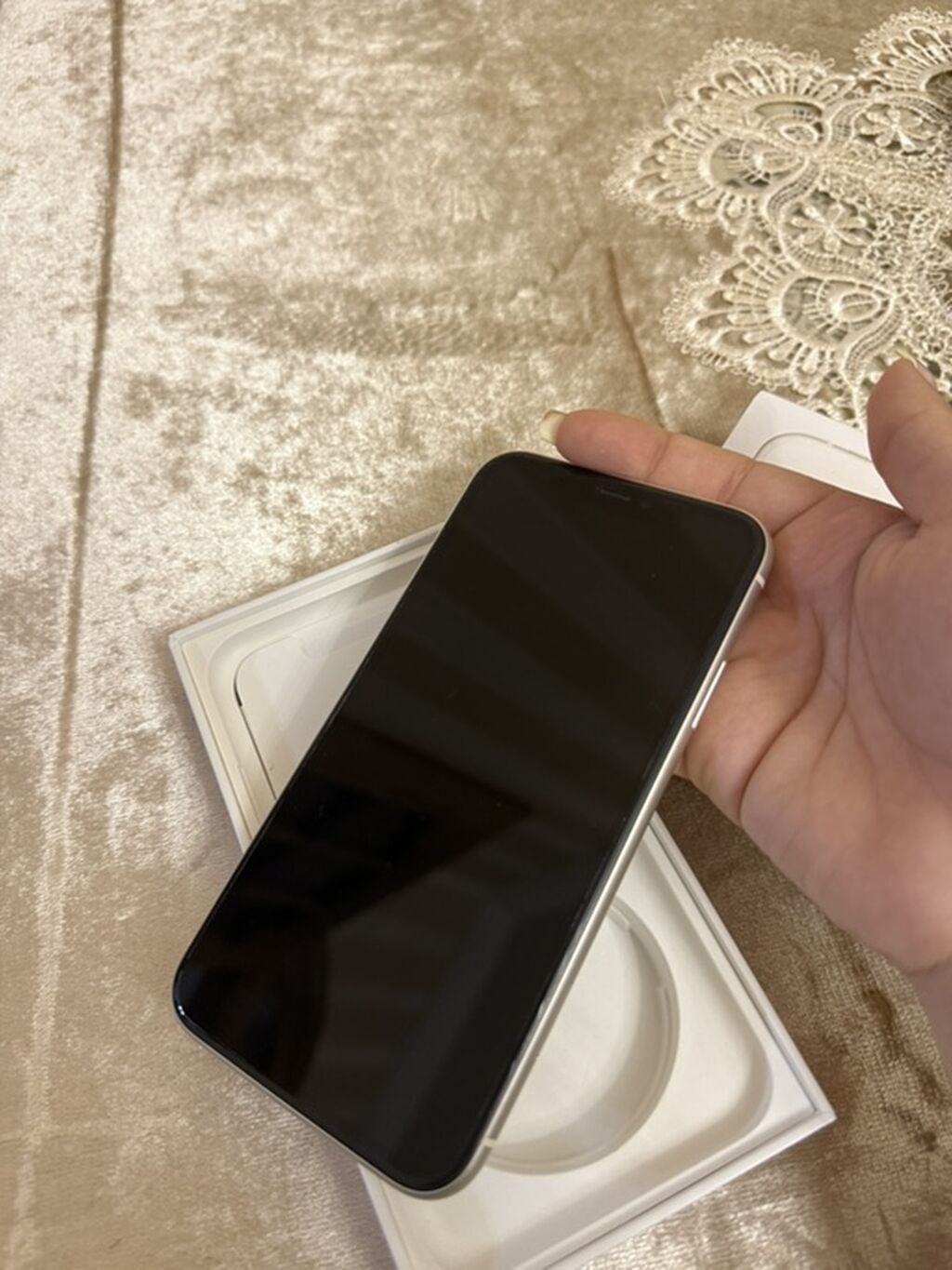 IPhone 11, Ağ, Face ID — Apple iPhone, Bakı (3)