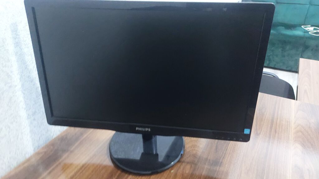 Philips kompüter monitoru - Ekran diaqonalı təxminən 21–23 düym — Elektronika, Bakı (2)