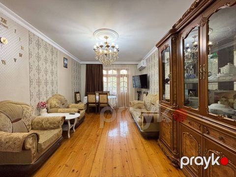 Satılır 3 otaqlı köhnə tikili 80 m²