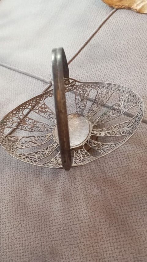 Gümüşü rəngdə metal filiqran səbət - Material: metal (filiqran üsulu — Bakı