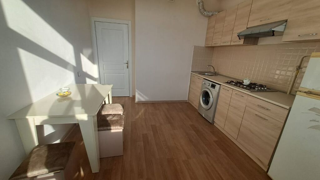 2 otaqlı mənzil – işıqlı və səliqəli planlama - Ayrı mətbəx: taxta — Daşınmaz əmlak, Bakı (2)