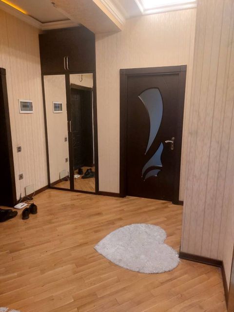 İcarəyə verilir 3 otaqlı yeni tikili 90 m² — Bakı