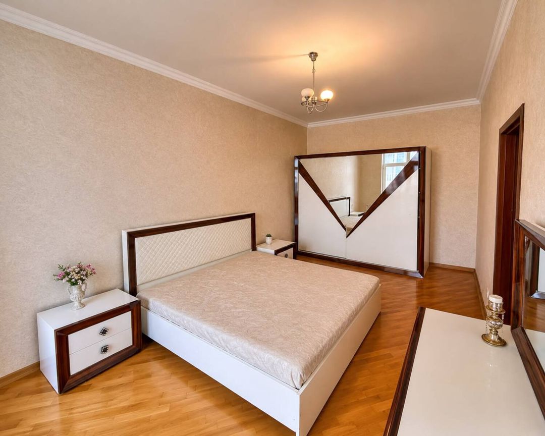 Satılır 2 otaqlı yeni tikili 90 m² — Mənzil, Bakı (4)