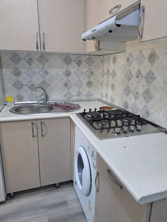 Satılır 2 otaqlı köhnə tikili 40.8 m² — Mənzil, Bakı (9)