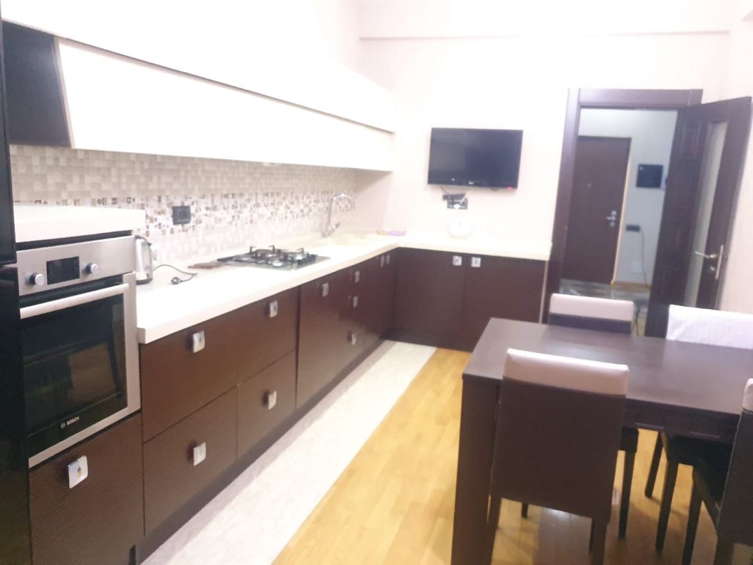 İcarəyə verilir 4 otaqlı yeni tikili 165 m² — Mənzil, Bakı (10)