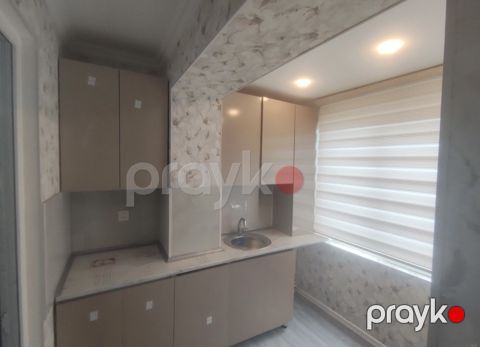 Satılır 2 otaqlı köhnə tikili 35 m²