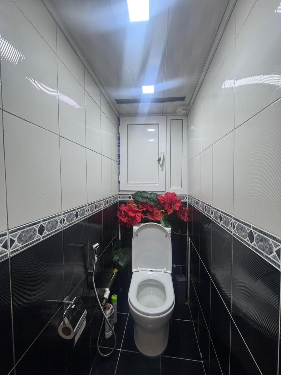 Satılır 2 otaqlı köhnə tikili 65 m² — Mənzil, Bakı (12)