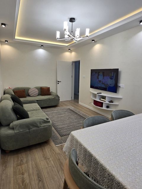 Satılır 3 otaqlı köhnə tikili 75 m² — Bakı