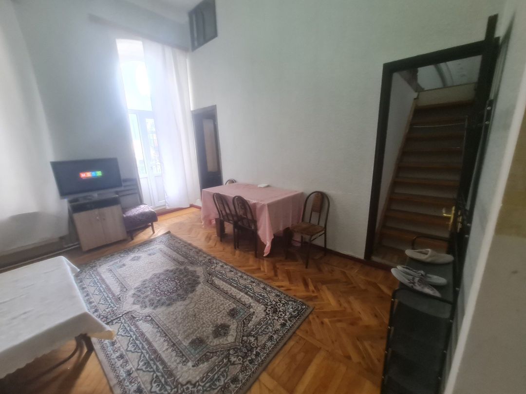 İcarəyə verilir 3 otaqlı köhnə tikili 69 m² — Mənzil, Bakı (7)