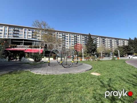 Satılır 2 otaqlı köhnə tikili 63 m²