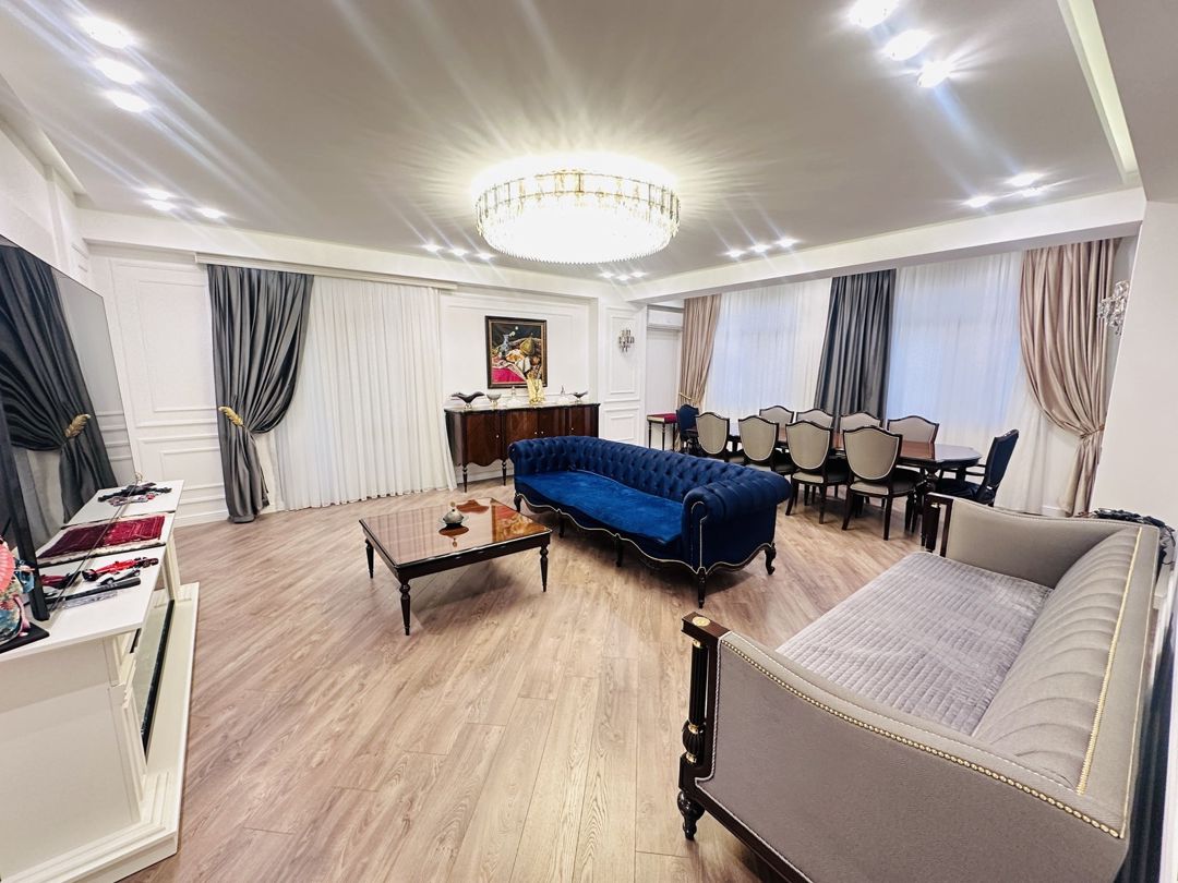 Satılır 4 otaqlı yeni tikili 210 m² — Mənzil, Bakı (5)