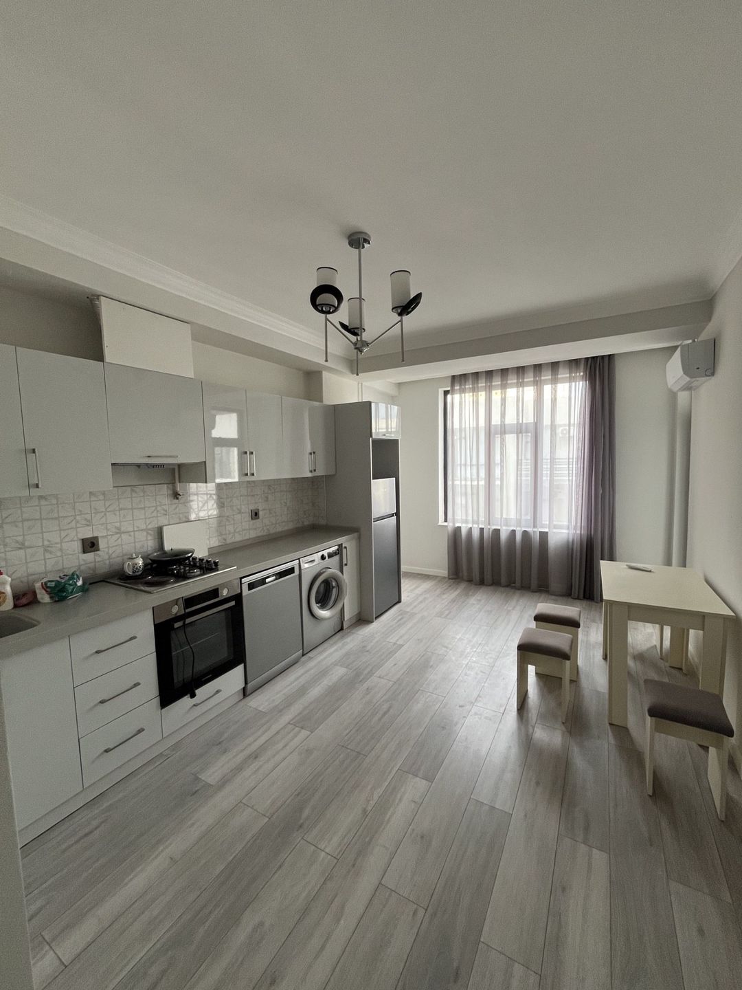 İcarəyə verilir 3 otaqlı yeni tikili 130 m² — Mənzil, Bakı (4)