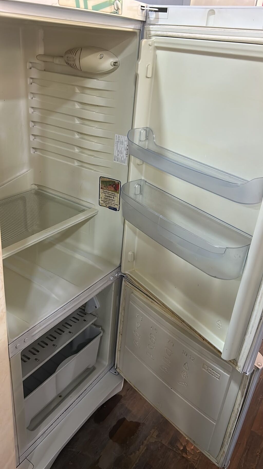 Indesit ikiqapılı soyuducu - Rəng: metalik boz - Yuxarıda soyuducu — Soyuducular, Digah (2)