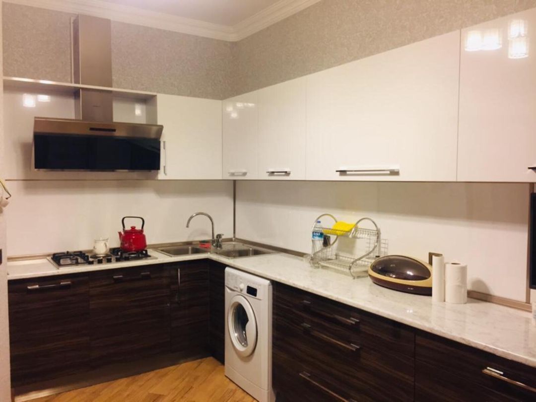 İcarəyə verilir 3 otaqlı yeni tikili 100 m² — Mənzil, Bakı (9)