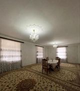 İcarəyə verilir 2 otaqlı həyət evi/bağ evi 180 m² — Remax 1st Realty — Ev, bağ, kottec