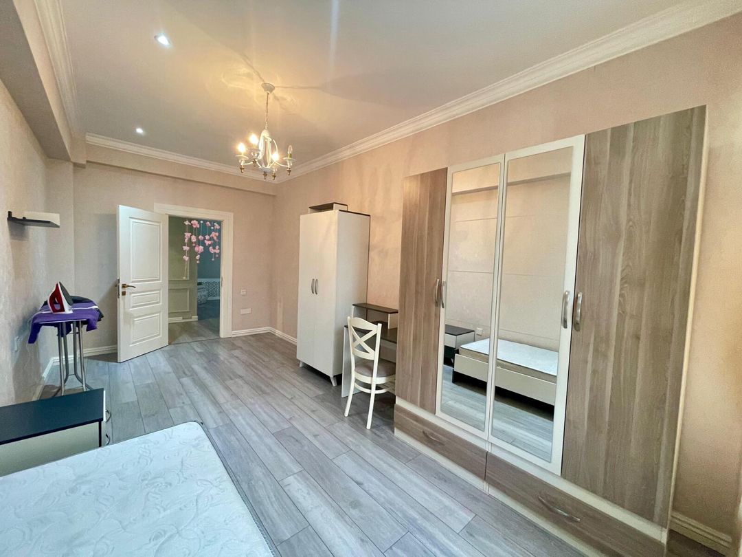İcarəyə verilir 3 otaqlı yeni tikili 140 m² — Mənzil, Bakı (11)