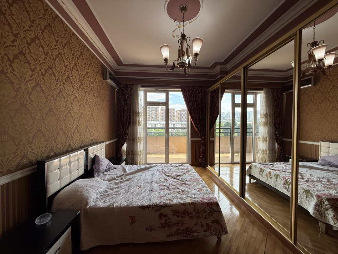 Satılır 4 otaqlı yeni tikili 240 m² — Mənzil, Bakı (12)