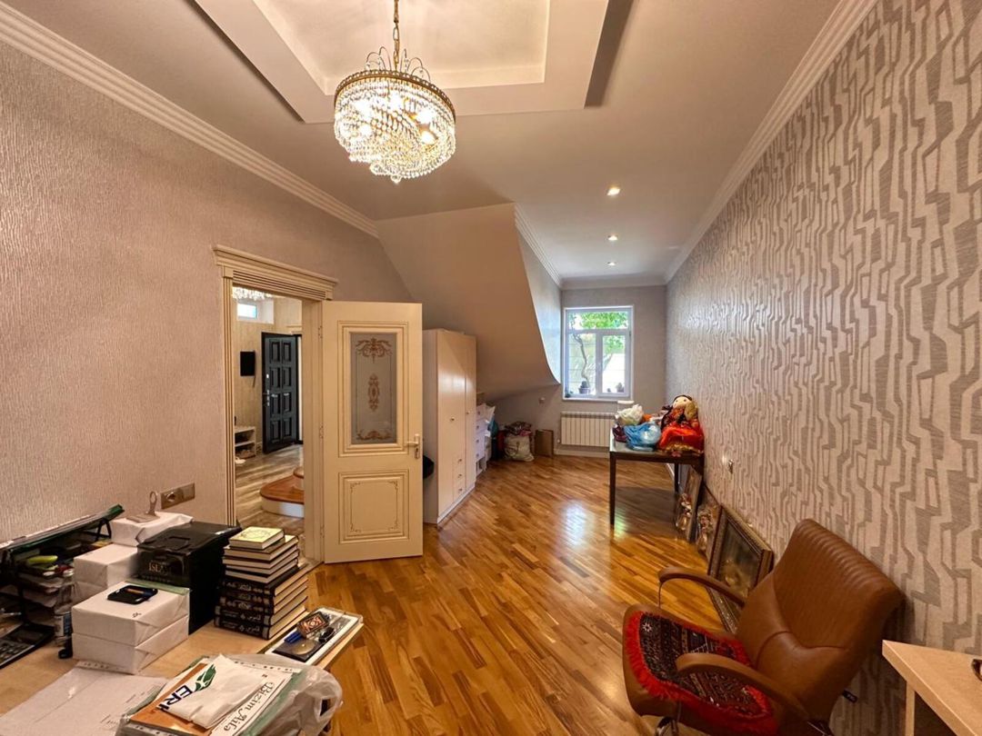 Satılır 8 otaqlı həyət evi/bağ evi 400 m² — Ev, villa, Bakı (12)