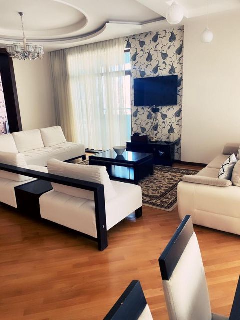 İcarəyə verilir 3 otaqlı yeni tikili 191 m² — Bakı