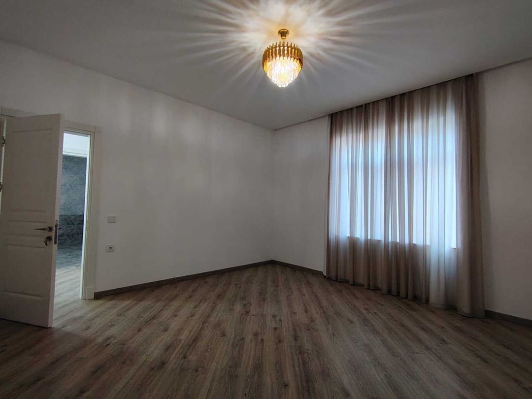 Satılır 4 otaqlı həyət evi/bağ evi 200 m² — Ev, villa, Bakı (9)