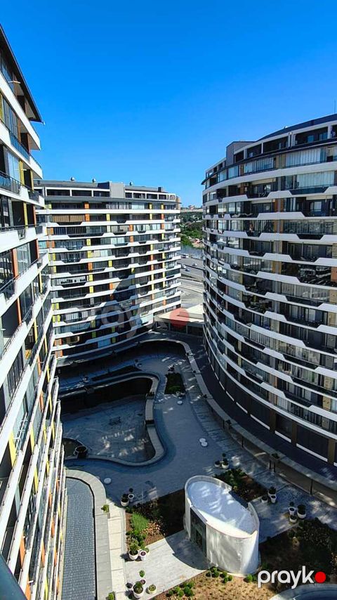 Satılır 2 otaqlı yeni tikili 90 m²