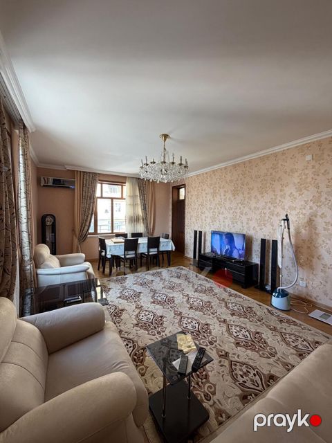 Satılır 3 otaqlı yeni tikili 95 m²