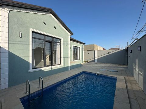 Satılır 4 otaqlı həyət evi/bağ evi 130 m² — Bakı