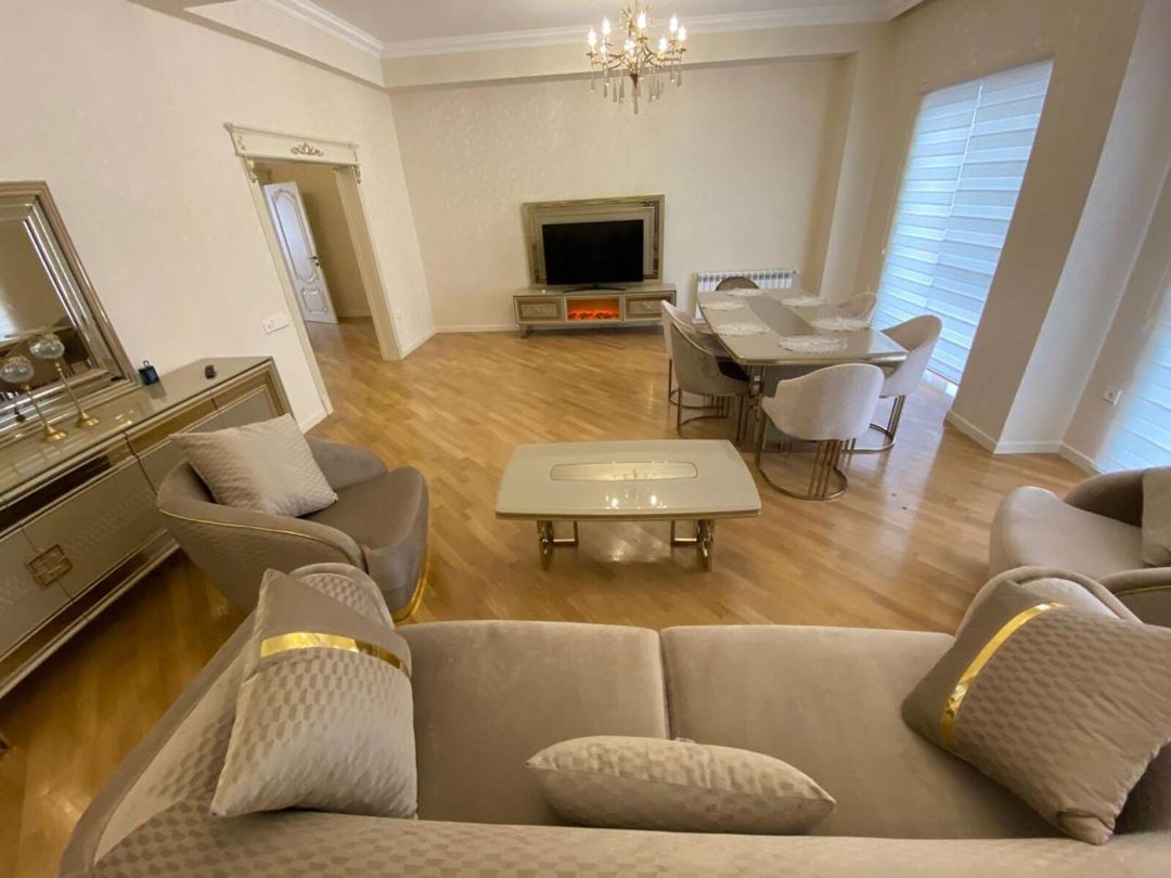 İcarəyə verilir 3 otaqlı yeni tikili 150 m² — Mənzil, Bakı (4)