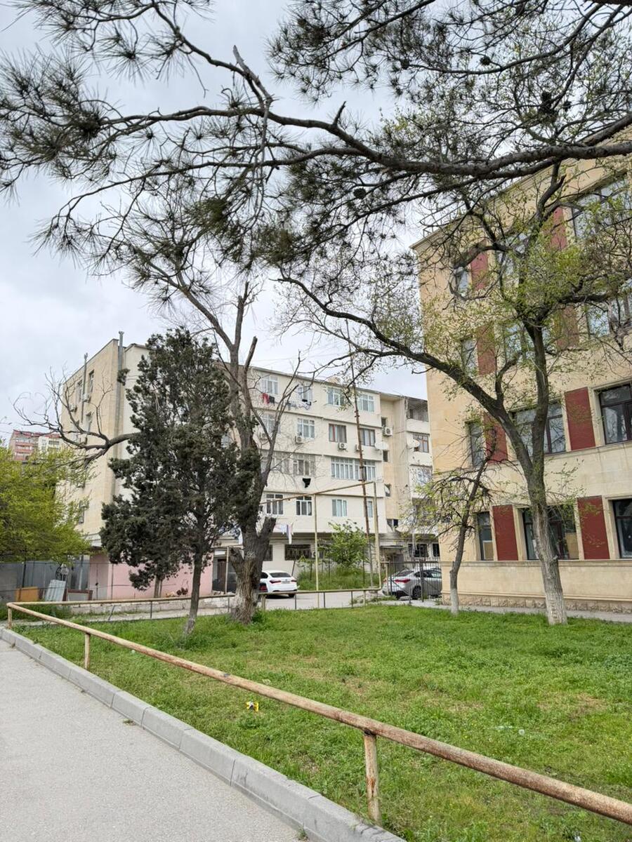 Satılır 2 otaqlı köhnə tikili 65 m² — Mənzil, Bakı (2)