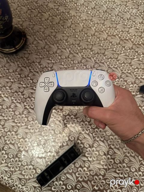 PlayStation 5 oyun konsolu komplekti - Konsol: Sony PlayStation 5 (ağ