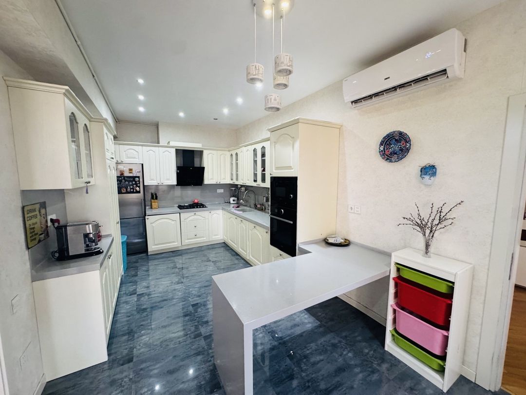 İcarəyə verilir 4 otaqlı yeni tikili 145 m² — Mənzil, Bakı (4)
