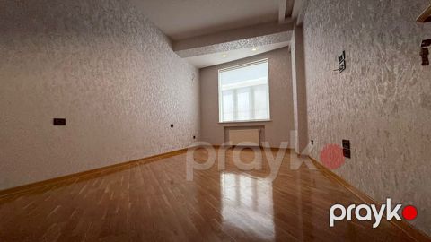 Satılır 3 otaqlı yeni tikili 105 m²