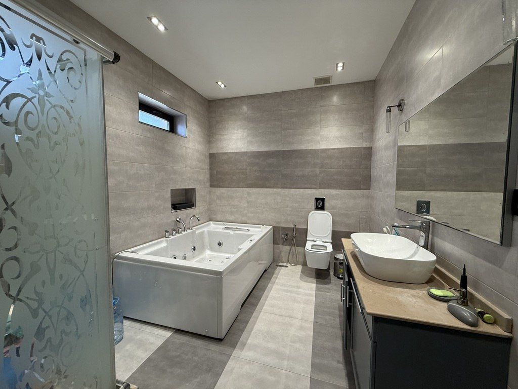Satılır 8 otaqlı həyət evi/bağ evi 500 m² — Ev, villa, Bakı (7)