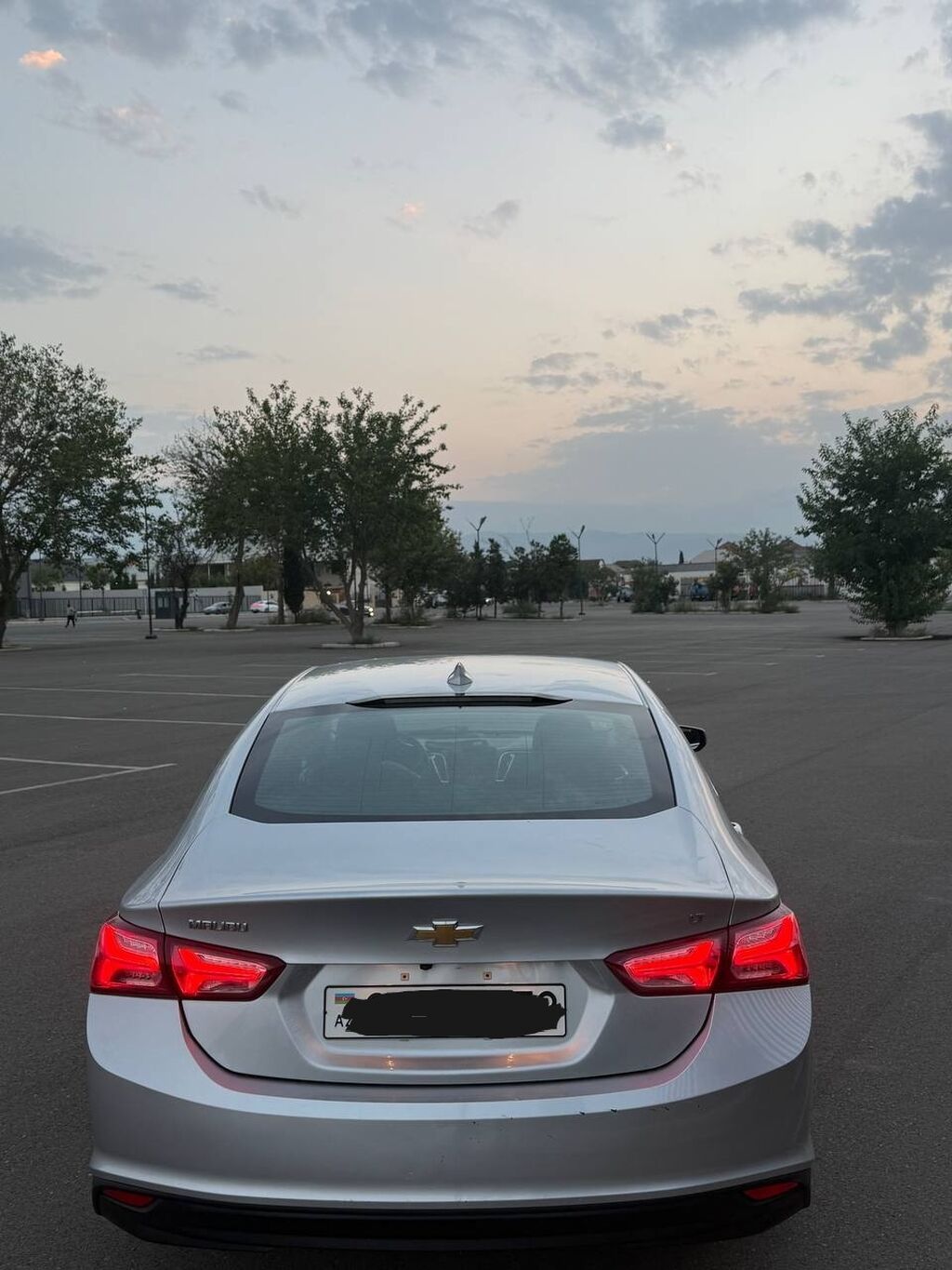 Chevrolet Malibu – gümüş rəngli, geniş və komfortlu sedan — Avto, Gəncə (6)