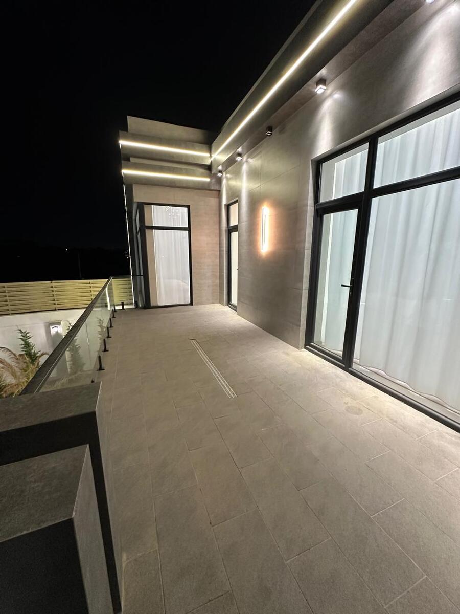 Satılır 5 otaqlı həyət evi/bağ evi 240 m² — Ev, villa, Bakı (7)