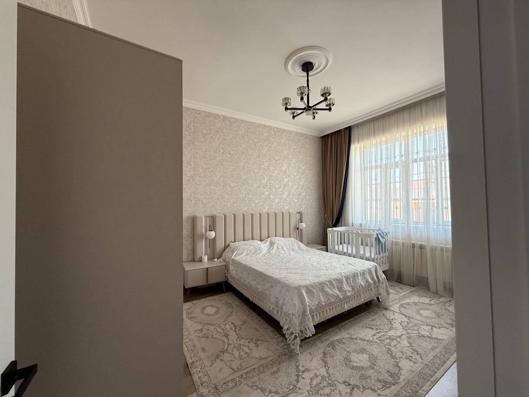 Satılır 5 otaqlı həyət evi/bağ evi 180 m² — Ev, villa, Bakı (11)