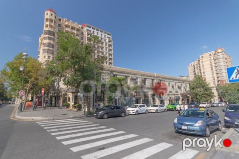 Satılır obyekt 264 m²