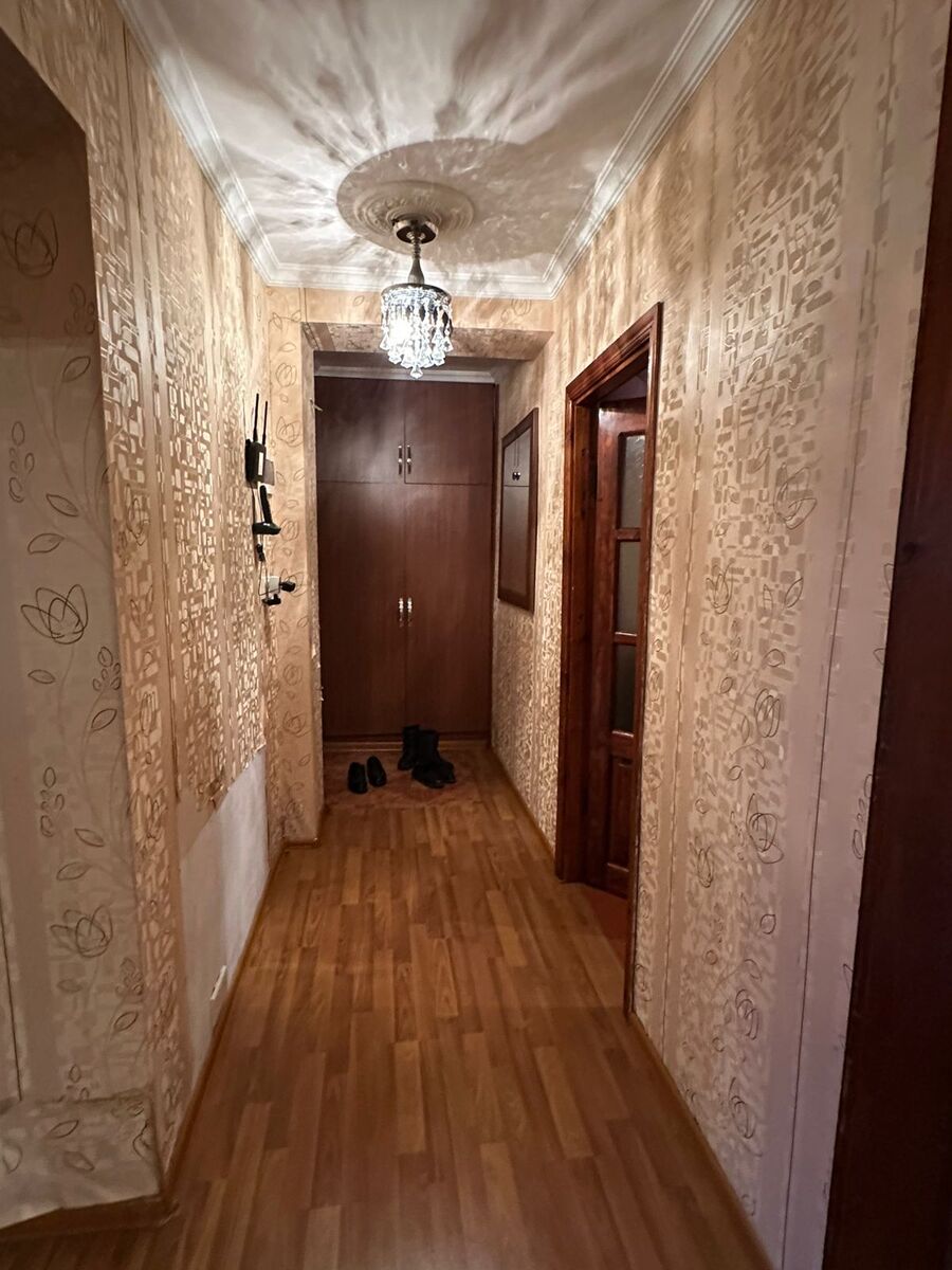 Satılır 3 otaqlı köhnə tikili 100 m² — Mənzil, Bakı (8)