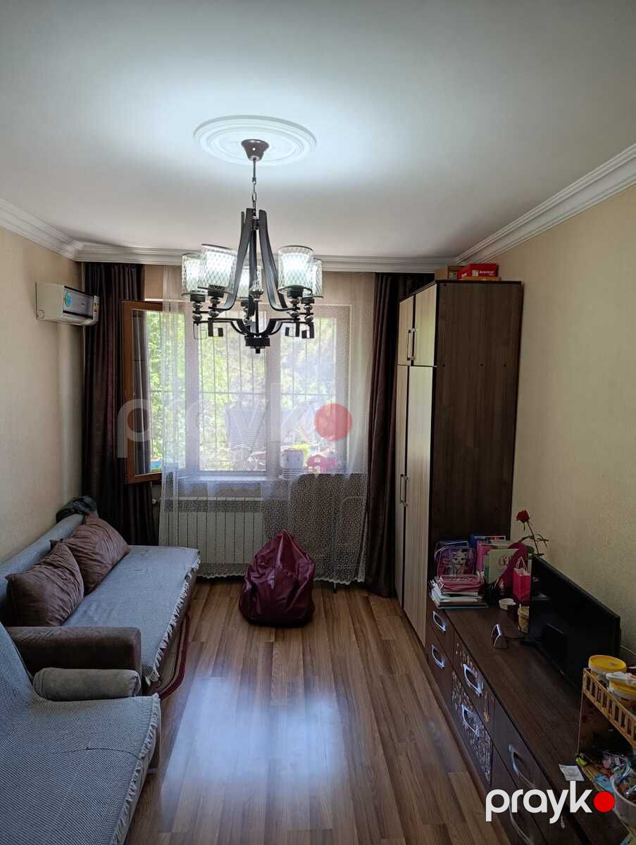 Satılır 1 otaqlı köhnə tikili 33 m² — Mənzil, Bakı