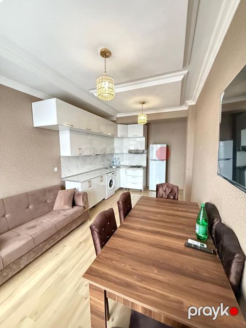 İcarəyə verilir 3 otaqlı yeni tikili 100 m²