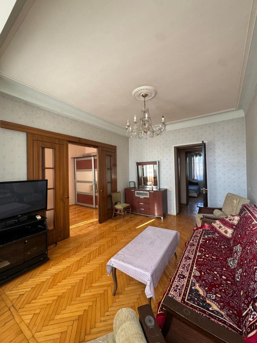 İcarəyə verilir 3 otaqlı köhnə tikili 85 m² — Mənzil, Bakı (3)